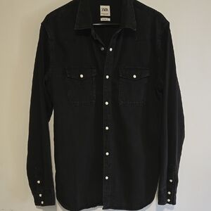 Zara Black Casual Button Down Shirt with Tailored Fit